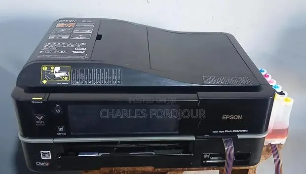 Epson Stylus Photo Px 820w · Photo 1