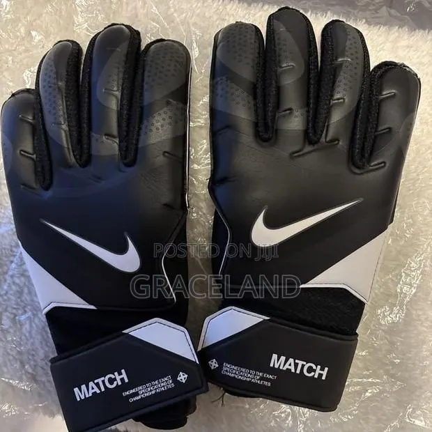 This Is Original Professional Goalkeepers Gloves Nike · Photo 1