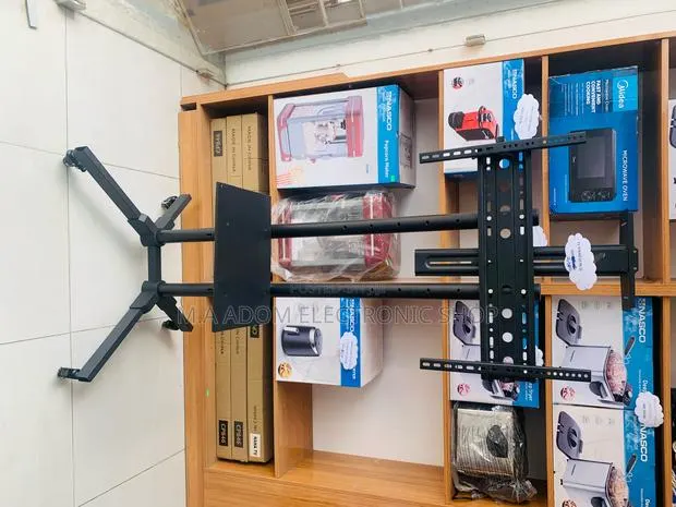 Trolley for TVS for Conferences 32”-70” · Photo 1