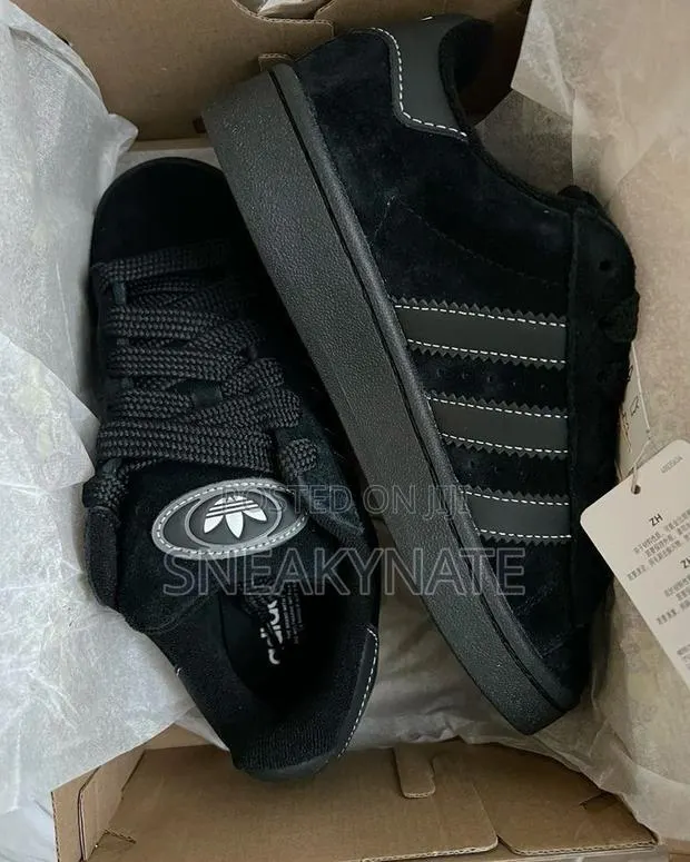 Adidas Campus All Black Sneaker · Photo 1