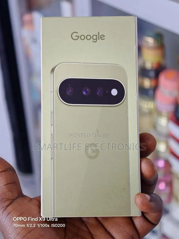 New Google Pixel 11 256 GB Green · Photo 1
