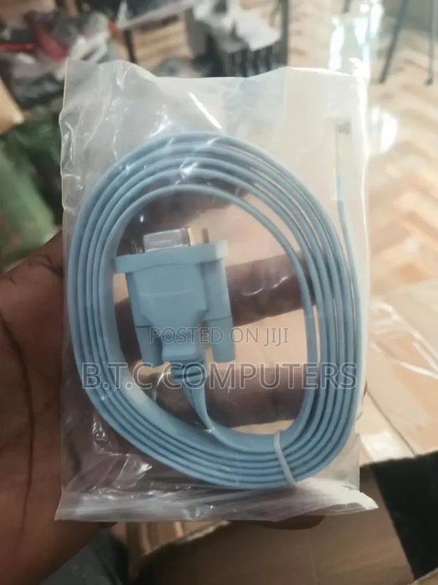 Vga to Ethernet Port · Photo 1