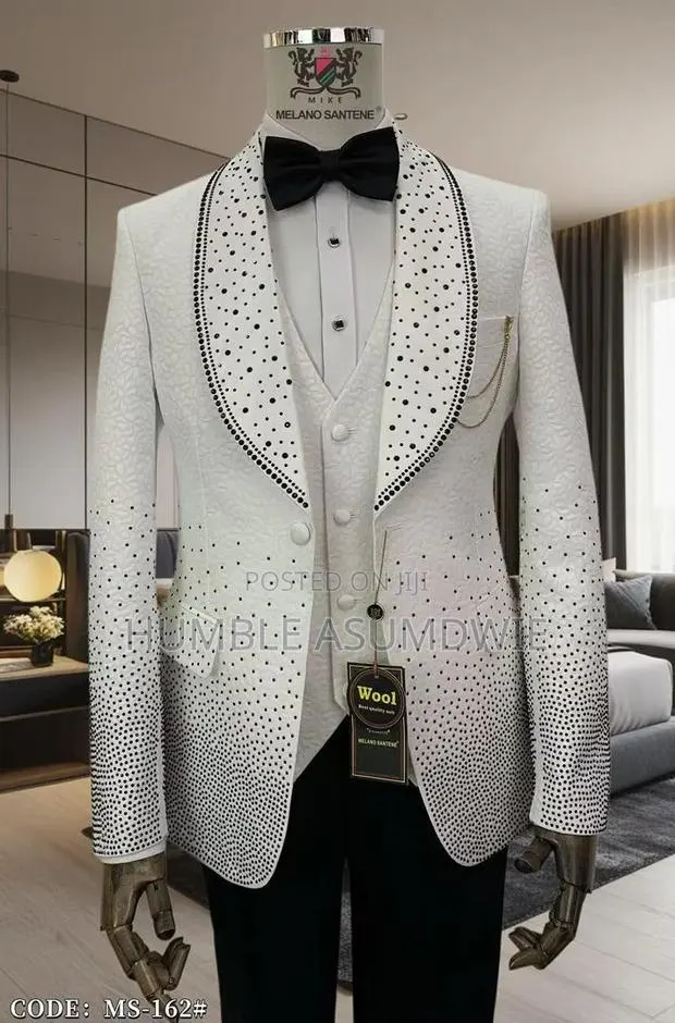 Quality White and Black Designer Suit · Photo 1