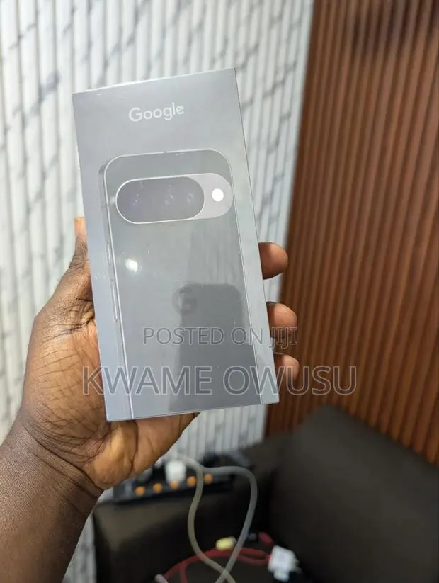 New Google Pixel 10 128 GB Gray · Photo 1