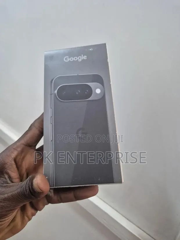 New Google Pixel 10 128 GB Black · Photo 1
