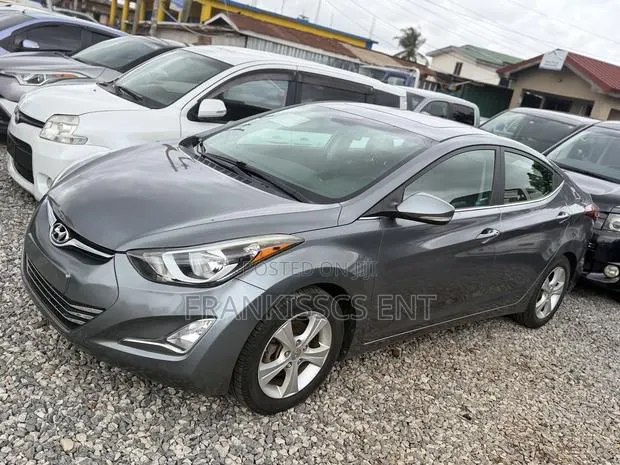 Hyundai Elantra SE Sedan FWD (1.8L 4cyl 6M) 2016 Gray · Photo 1
