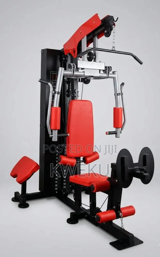 Station Gym With Leg Press · Photo 1