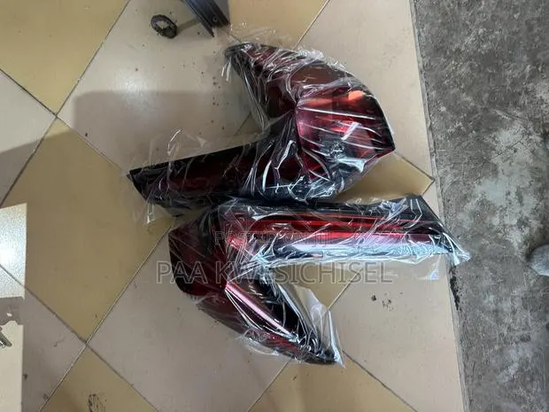 Honda CRV 2019 2020 2021 Tail Light Pay · Photo 1