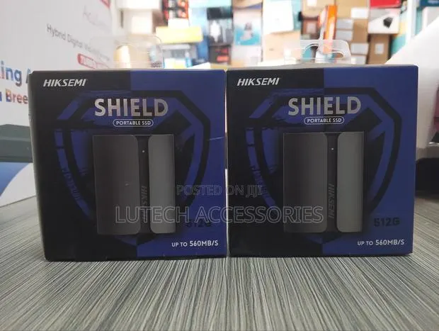 Portable SSD 512 SSD External Drive · Photo 1
