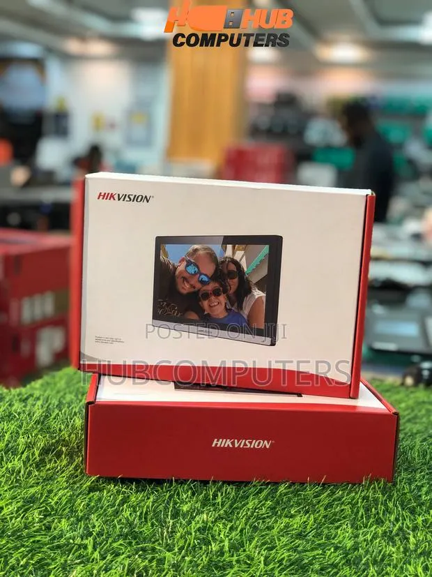 Hikvision DS-KH6350-WTE1 IP Video Intercom Indoor Station · Photo 1