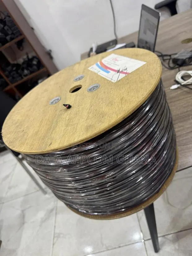 RG59 GHT Coaxial Cable With Power (305m) · Photo 1