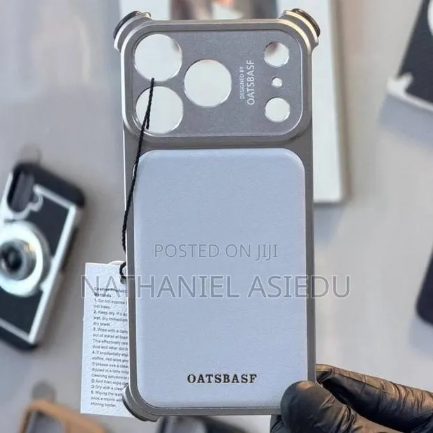 Oatsbasf Metal Skeleton PU Leather MagSafe Case · Photo 1