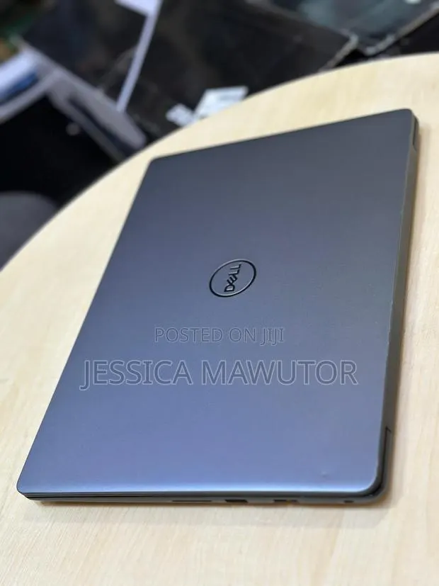 Laptop Dell Vostro 5481 8GB Intel Core i5 SSD 256GB · Photo 1
