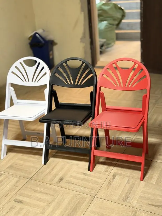 Fun Back Gladiator Chair · Photo 1
