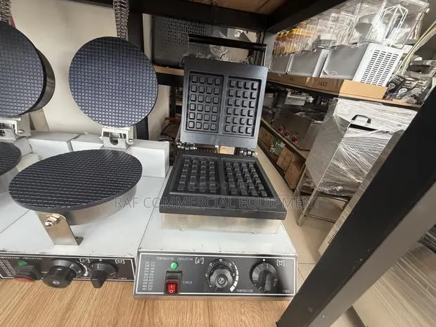 Commerical Electric Waffle Machine · Photo 1