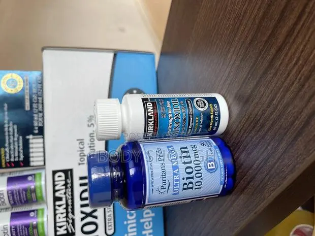 Kirkland Minoxidil +Biotin Beard Booster Combo Pack · Photo 1