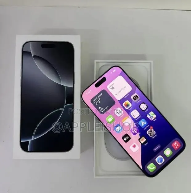 Apple iPhone 16 Pro Max 512 GB White · Photo 1