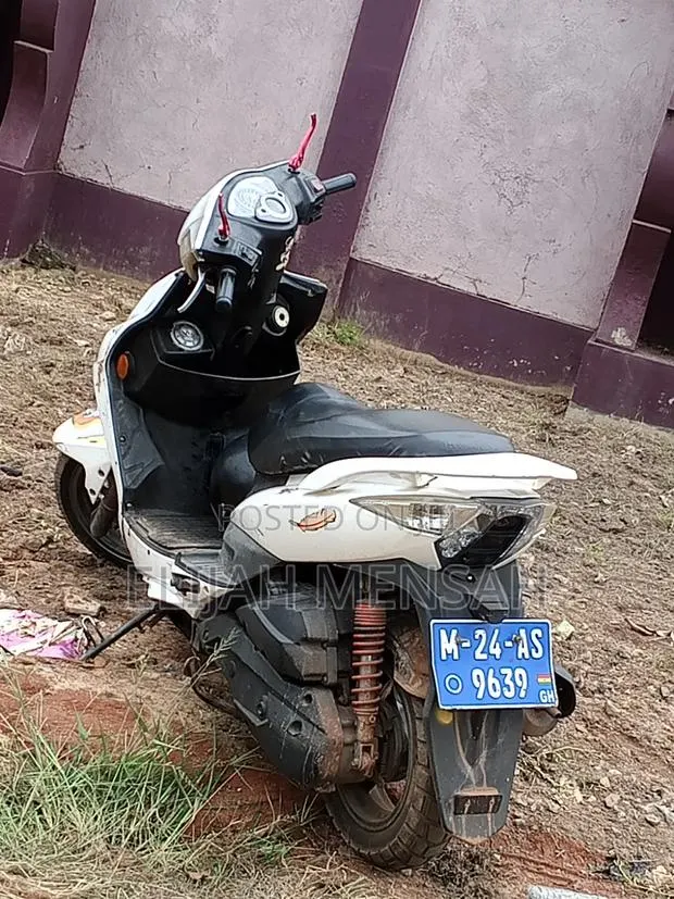 Kymco Agility 2021 White · Photo 1