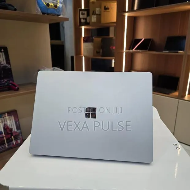 Laptop Microsoft Surface Laptop 3 16GB Intel Core i7 SSD 256GB · Photo 1