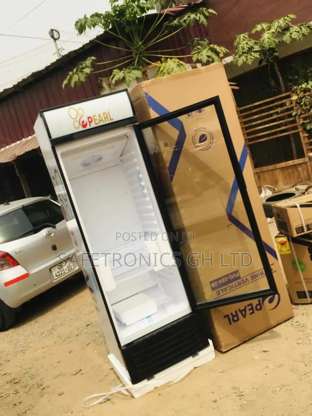 Singledoor PVC-424-2B Display Pearl Electric Fridge · Photo 1