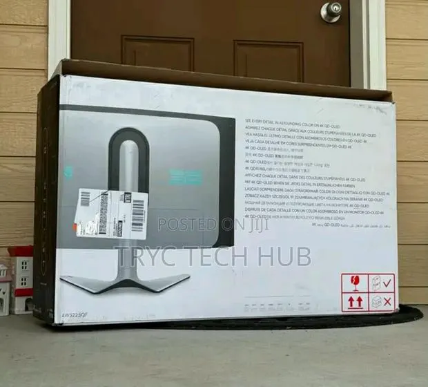 32inches Monitor · Photo 1