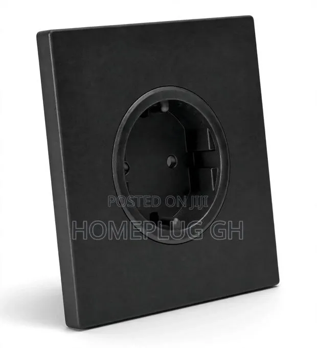 European (Schuko) Socket – Black (F1-B-10) · Photo 1
