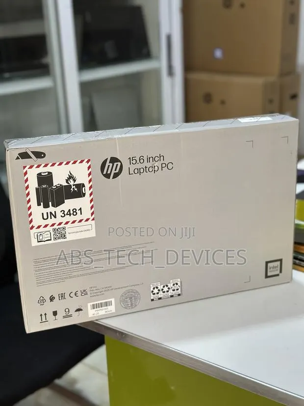 New Laptop HP 15-fd0290ns 8GB Intel Core Ultra 5 SSD 512GB · Photo 1
