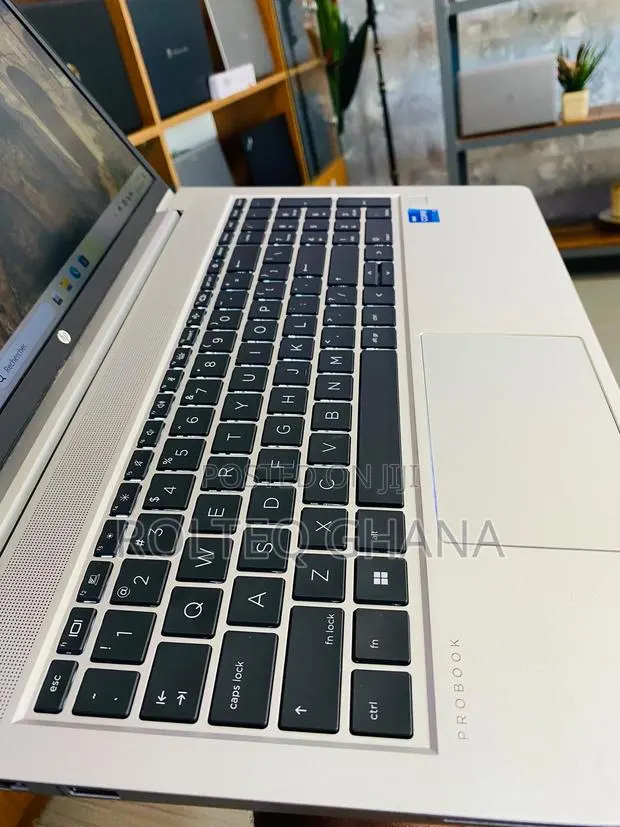 Laptop HP ProBook 450 G8 8GB Intel Core i7 SSD 512GB · Photo 1