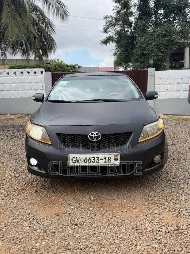 Toyota Corolla LE 4dr Sedan (1.8L 4cyl 4A) 2010 Black