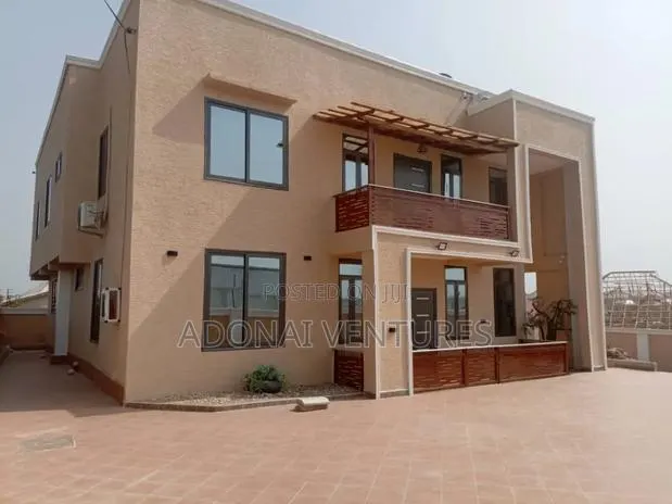 4bdrm House in Tafo Mamponteng, Kumasi Metropolitan for sale · Photo 1