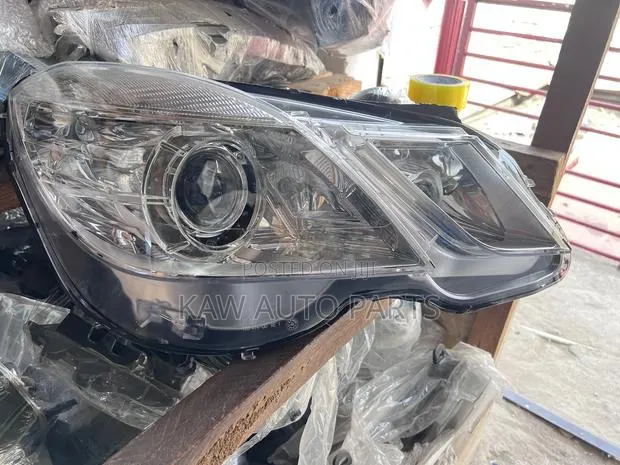 2009,2010,2011,2013 Headlight for Mercedes Benz E-Class W212 E350 · Photo 1