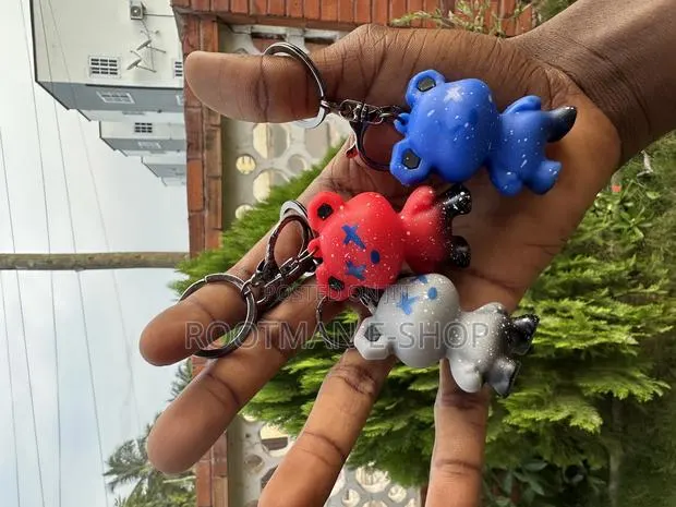 Anime Doll Cool Gradient Bear Keychain Cute Bag Pendant · Photo 1