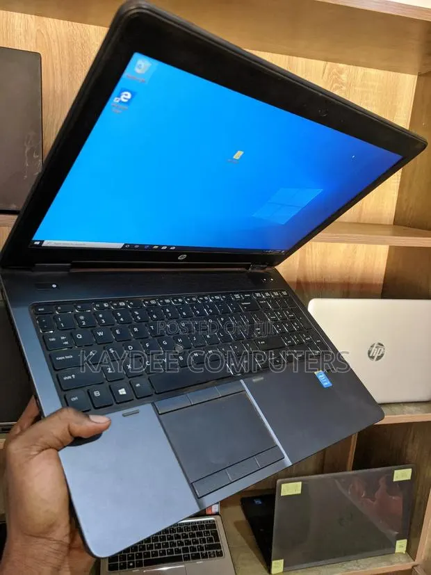 Laptop HP ZBook 15 16GB Nvidia SSD 256GB · Photo 1