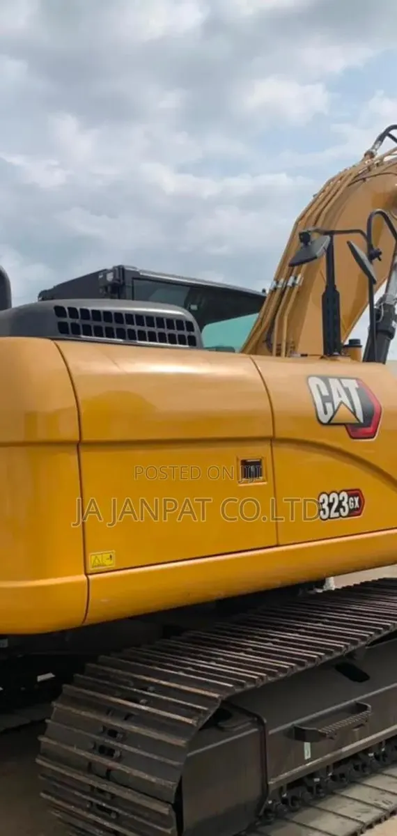 Brand New Cat 323
