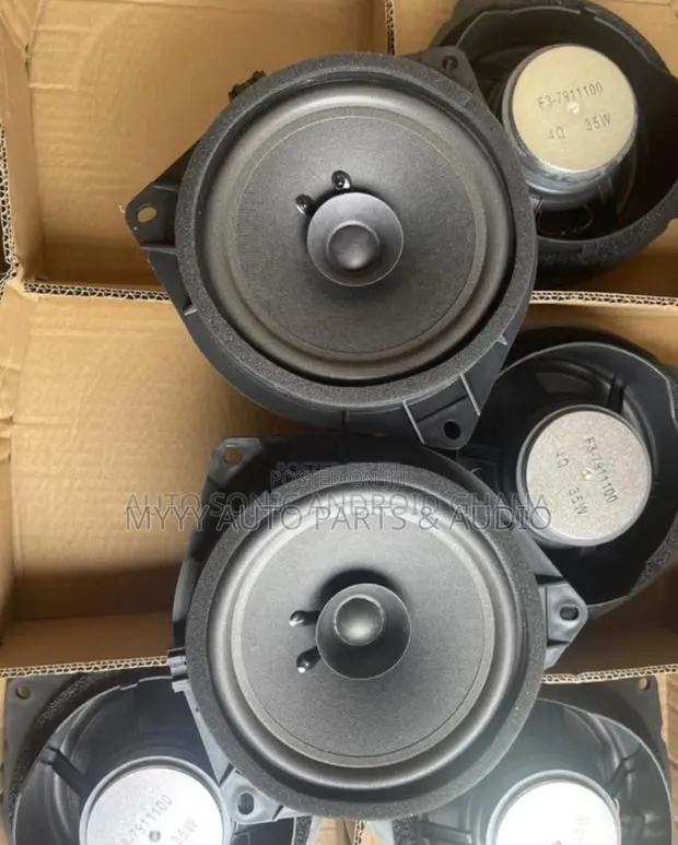 Two Pair Speakers for Cars · Photo 1