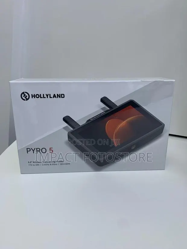 Hollyland Pyro 5 Wireless Transceiver Monitor · Photo 1