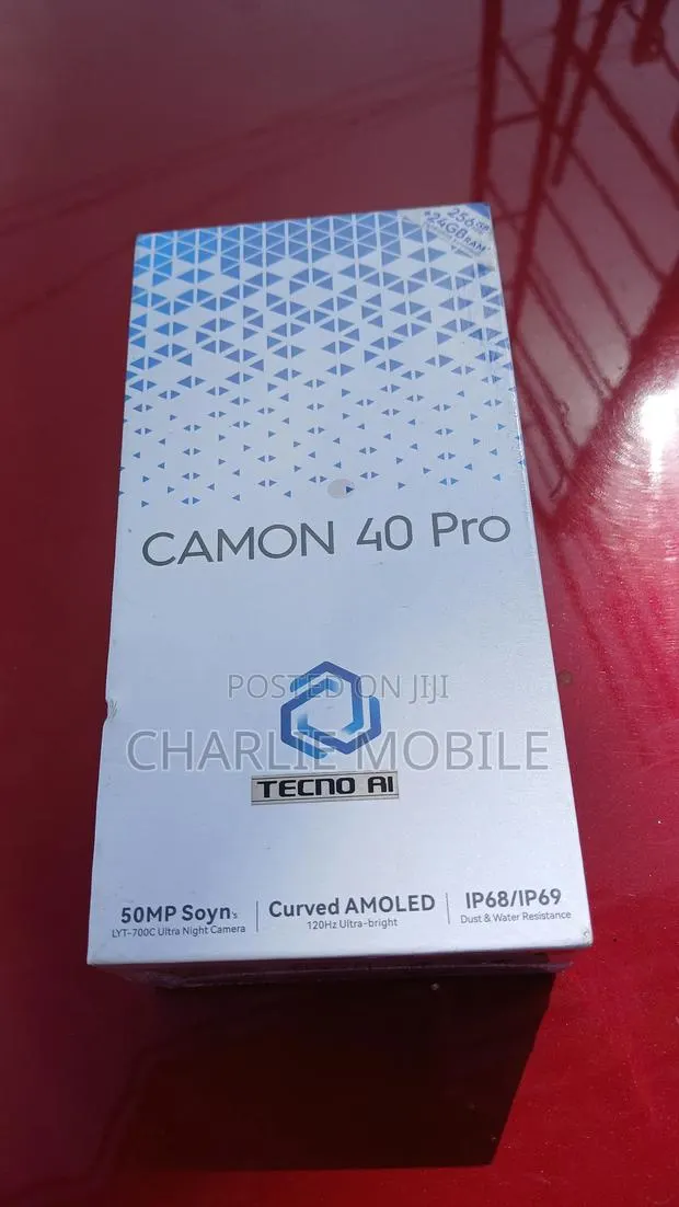 New Tecno Camon 40 Pro 5G 256 GB Black · Photo 1