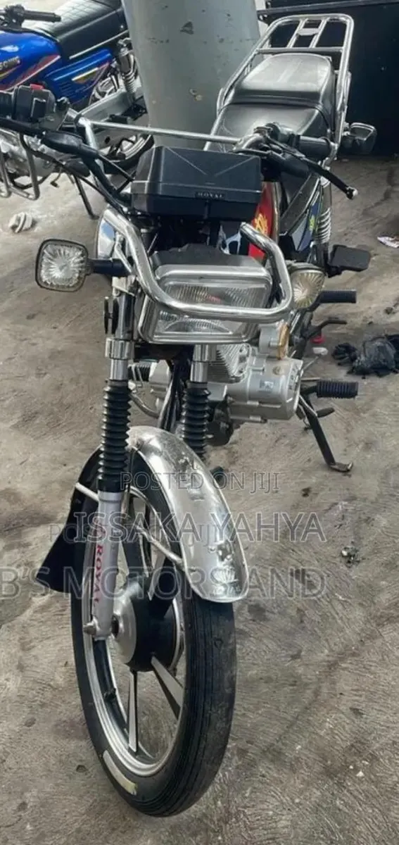 Royal RY125 2024 Black · Photo 1