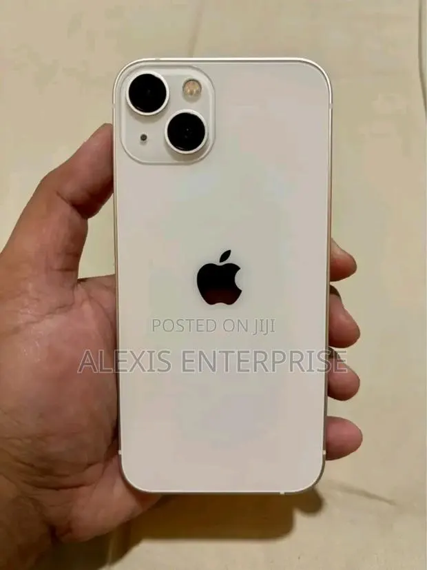 Apple iPhone 13 128 GB White · Photo 1