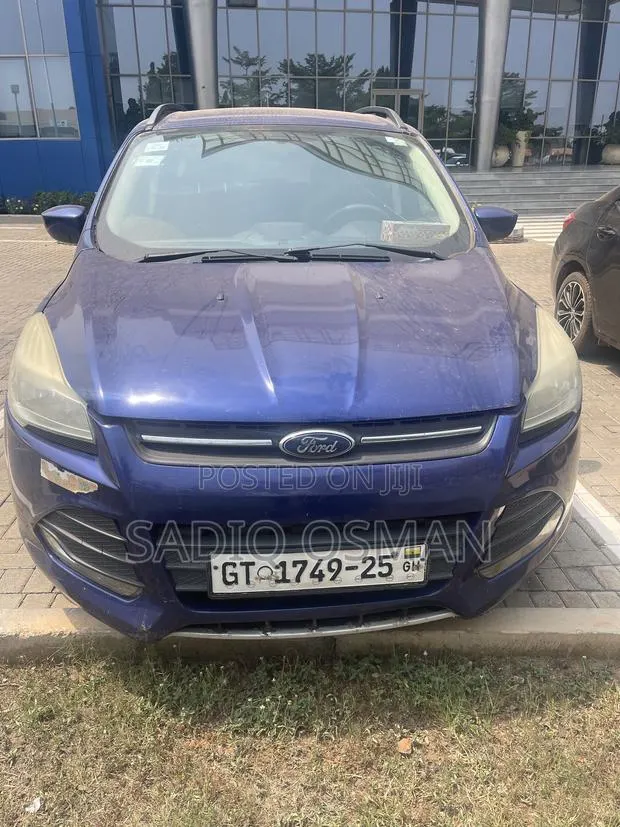 Ford Escape SE 4dr SUV (1.6L 4cyl Turbo 6A) 2015 Blue · Photo 1