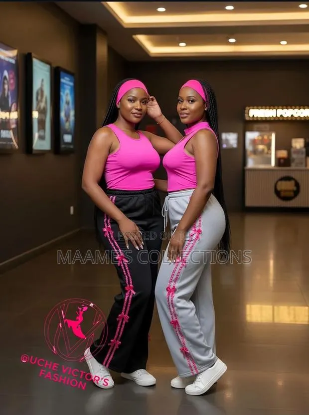 Ladies Top and Down Pant Set · Photo 1