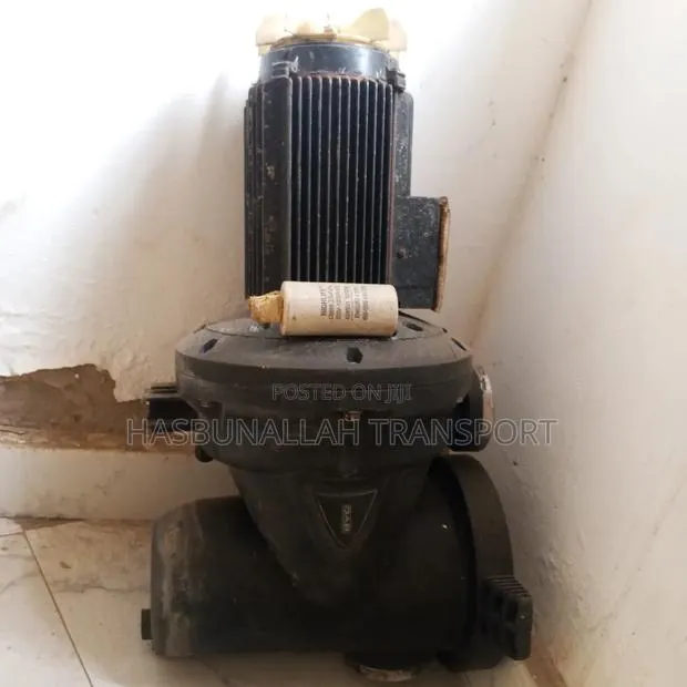Swimming Pool Pumping Machine · Photo 1