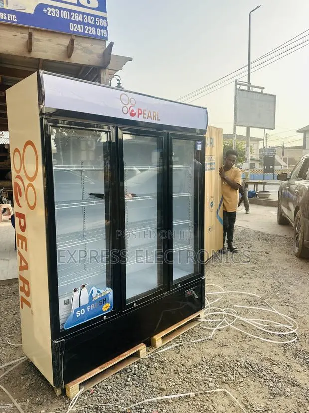 Grab the New Pearl Display Fridge Three Doors · Photo 1