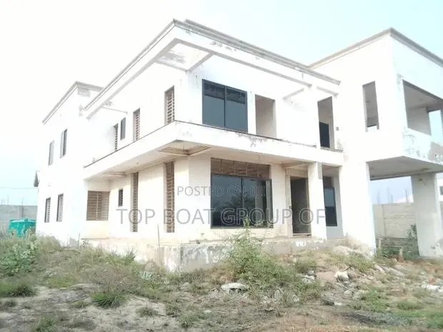 6bdrm Mansion in Top-Boat Group Of, Prampram for sale · Photo 1