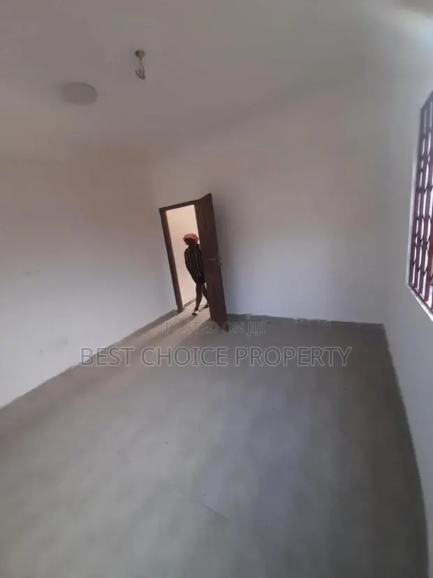 1bdrm Apartment in Lakeside for rent · Photo 6