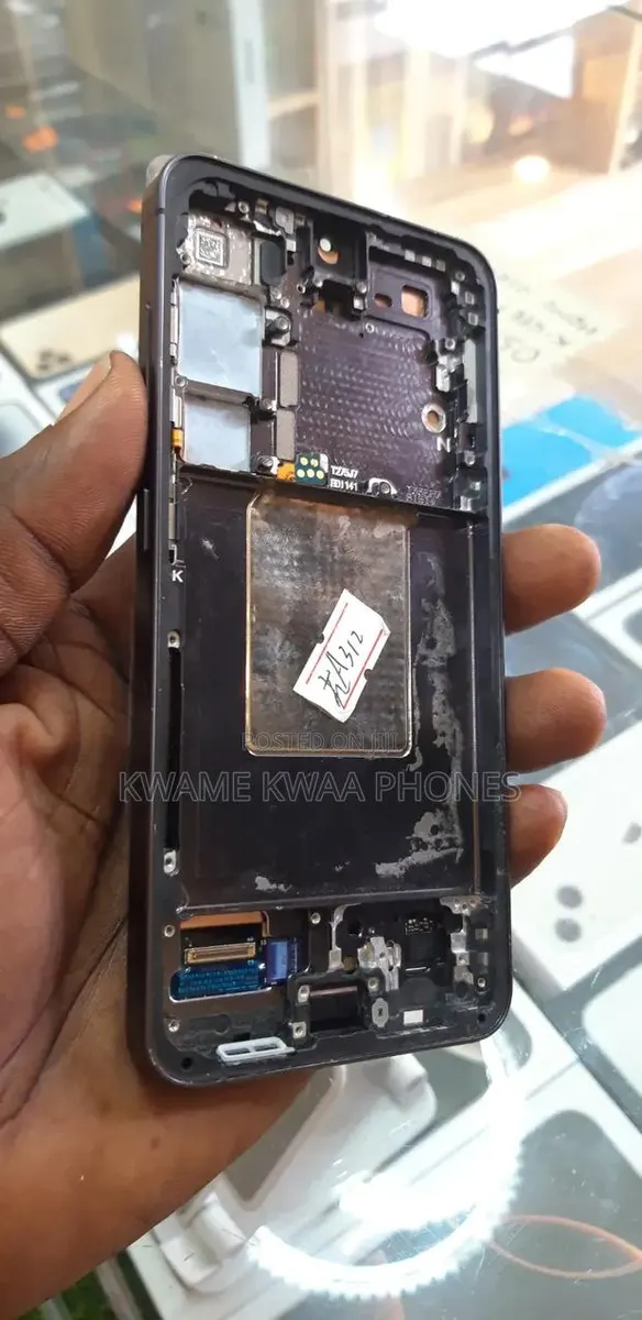Galaxy S24 Screen · Photo 1