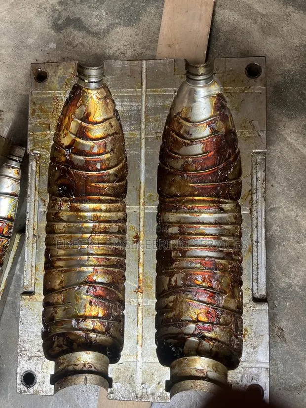 Bottle Blow Mold · Photo 2