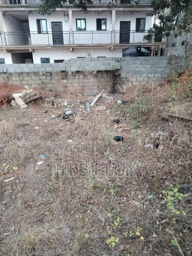 Half Plot of Land for Sale at Amrahia · Photo 1