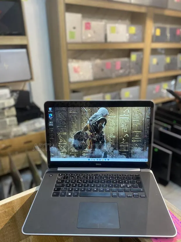 Laptop Dell Precision M3800 16GB Intel Core i7 SSD 256GB · Photo 1