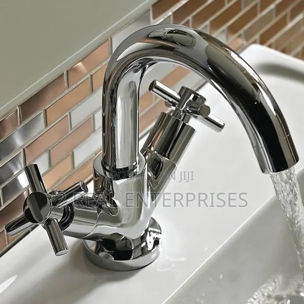 Bristan Nurture Basin Mixer Tap With Clicker Waste · Photo 1